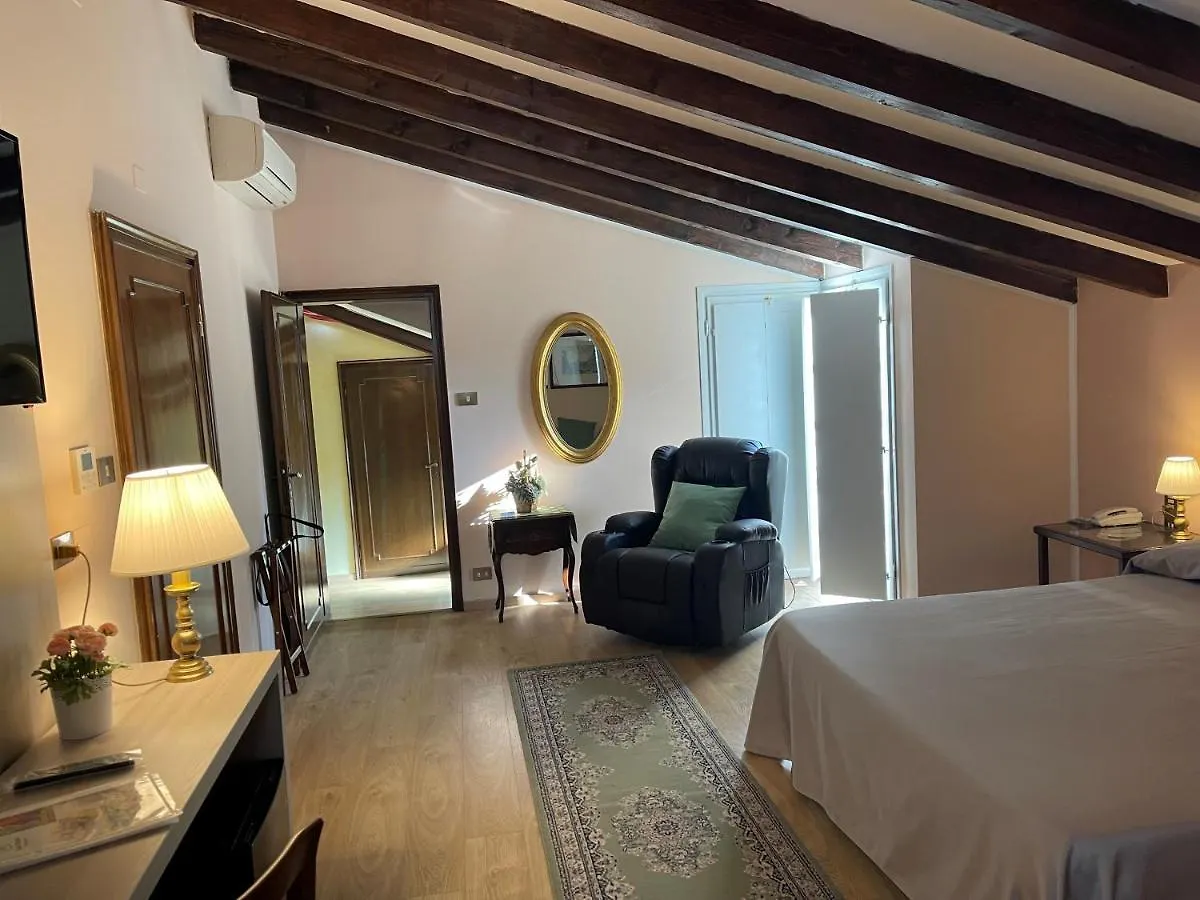 Hotel Roma Bologna