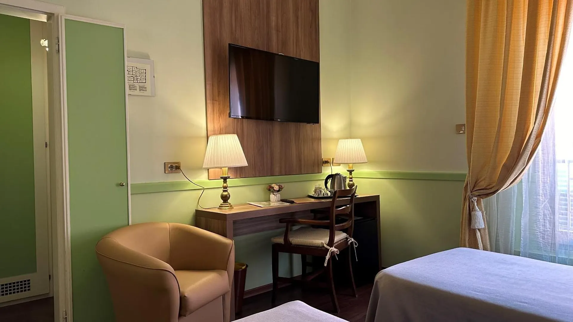 Hotel Roma Bologna Italy